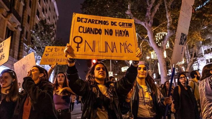 Pega una paliza a su mujer en San Javier porque se dejó abierta una puerta de la casa