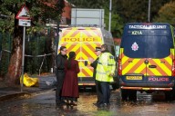News Wrap: Authorities question 6 suspects linked to Manchester synagogue attack