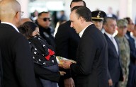 Son héroes los policías como Miguel Ángel: Manolo Jiménez; rinde Gobernador homenaje a elemento caído