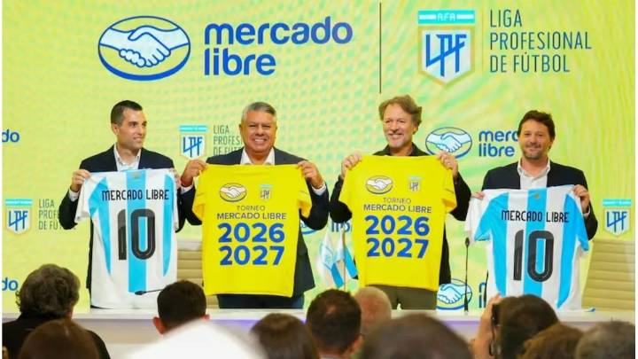 La empresa de Galperín le compró a Tapia la Liga Profesional 2026 y 2027
