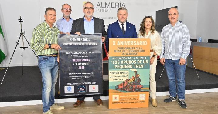 Almería reclama mejores comunicaciones por tren con cine y un concierto de la Orquesta de la UAL