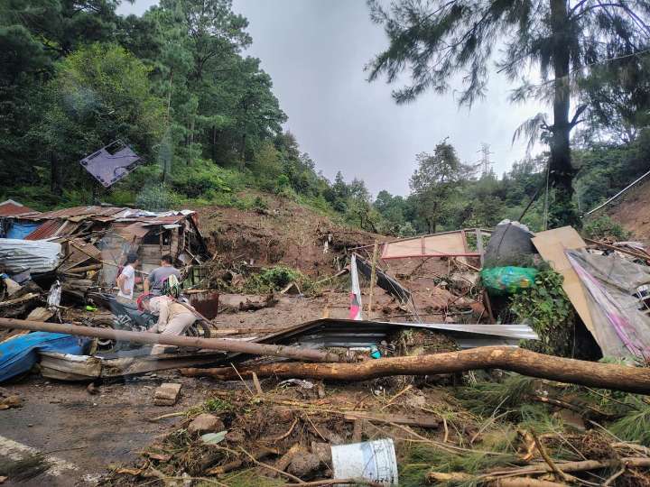 Se eleva a 38 municipios y 66 comunidades, las afectaciones por disturbio tropical en Puebla