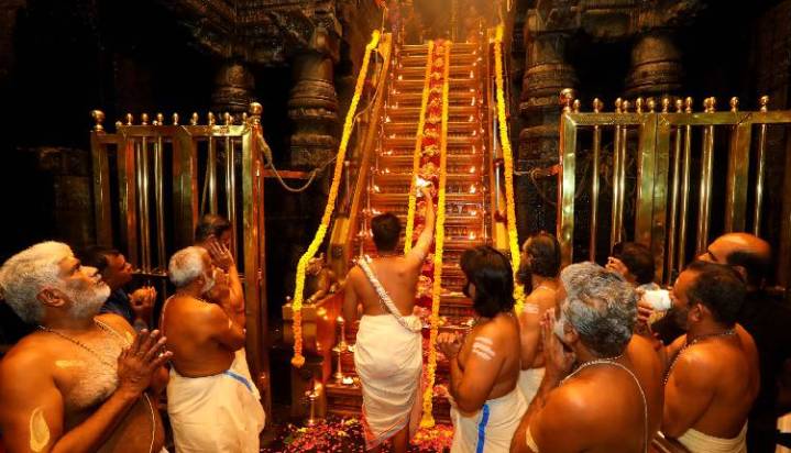 Sabarimala Gold Plate Scam: Crime Branch Registers Case Against 10 People