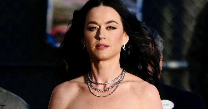 Katy Perry’s Strapless Jumpsuit Turns Heads