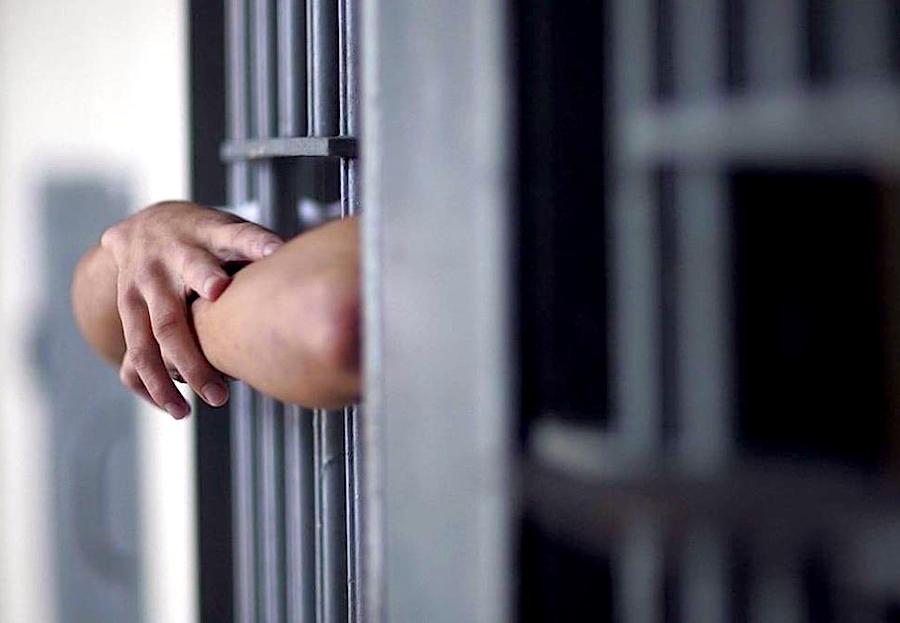 Tras las rejas por violar orden de protección en Guayama