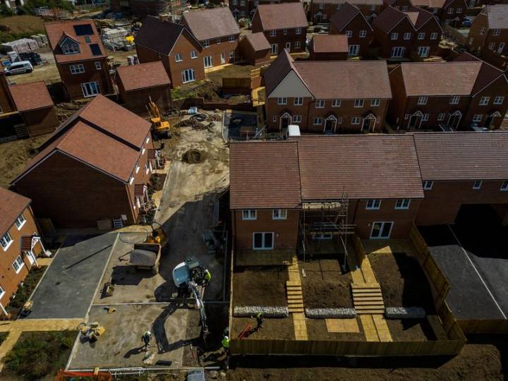 UK housing market loses momentum ahead of budget, Rightmove says