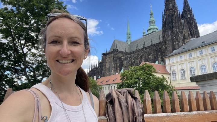 My no-fly Prague day trip on a scenic sleeper train with bakeries and cobbled streets