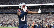 Drake Maye, Stefon Diggs lead Patriots to upset win over Bills in Week 5