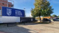 Una supuesta «academia de puteros» aparece en vallas publicitarias de Asturias y desata el debate sobre la prostitución