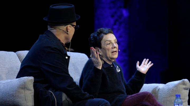Graciela Iturbide dice no fotografiar la guerra ni la violencia por ser «muy frágil»