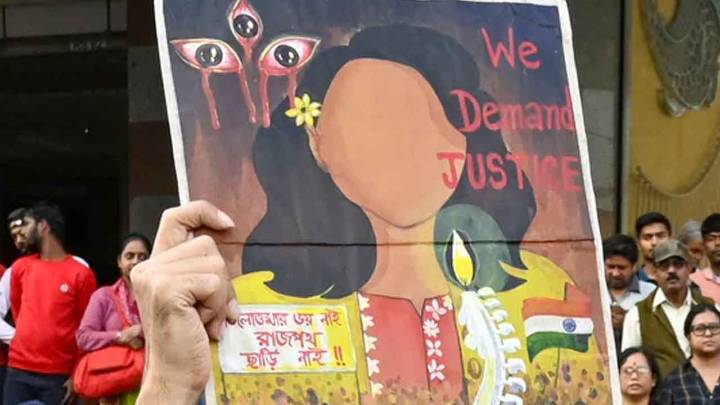 Medical Student Allegedly Assaulted In Durgapur After Being Abandoned By Friend; 3 Arrested, NCW Seeks Report