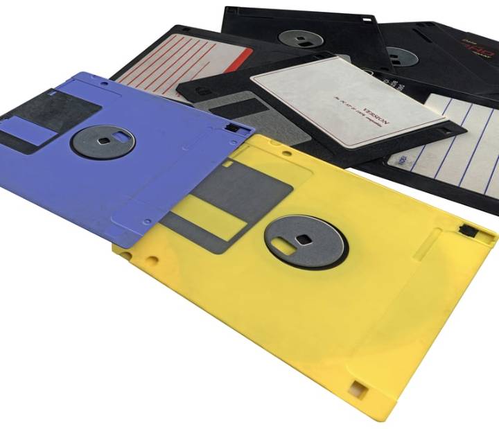Judge tosses inmate’s retaliation suit over confiscated floppy disks