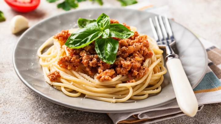 El truco de las abuelas italianas para hacer unos espaguetis boloñesa: "Los más bonitos del mundo"