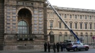 Robbers Storm Iconic Louvre Museum In Paris, Steal 'Priceless' Jewellery In 7