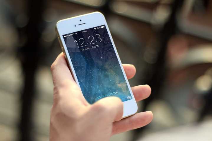 Gov. Evers signs bill banning cellphone use in schools