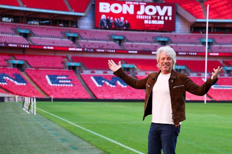 Jon Bon Jovi 'grateful and humble' to tour again after vocal cord surgery