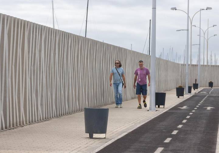 Nuevo proceso para cambiar el vallado perimetral de Naos