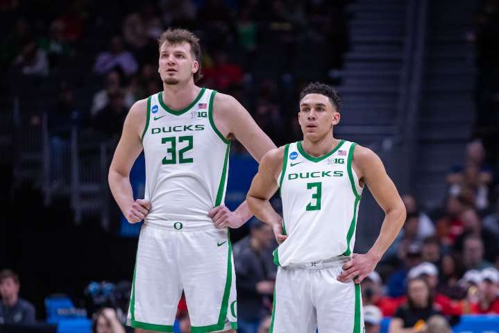 Oregon’s Nate Bittle, Jackson Shelstad named to preseason all