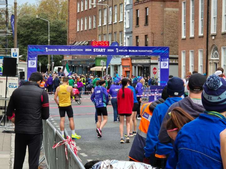 Emotions Run High as 85-Year-Old Dublin Marathon Legend Receives Heartfelt Farewell After Decades on the Course After decades of crossing finish lines, 85-year-old marathoner receives an emotional sen