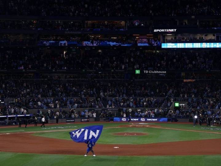 Phony AI content stealing fan attention during MLB playoffs