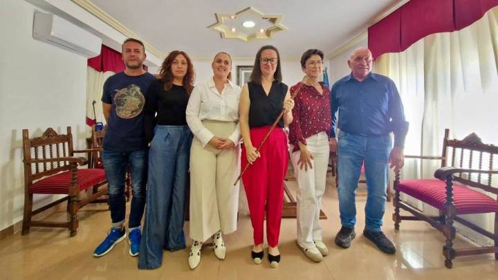 Estefanía Martínez se convierte en la nueva alcaldesa de Castilléjar tras prosperar la moción de censura