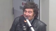 Milei se puso a llorar en vivo durante una entrevista: "Salgamos de este tema"