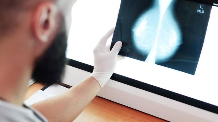 Menos mal que sólo son tetas y no próstatas