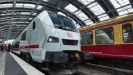 Talgo presenta el primer tren de alta velocidad sin escalones, que entrará en servicio a finales de año