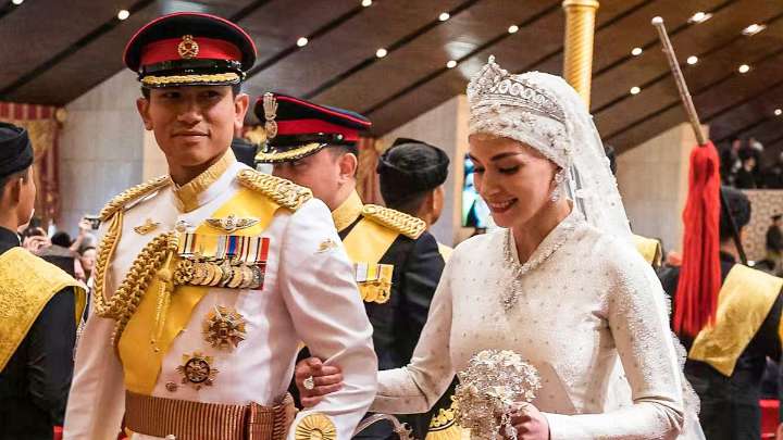 Brunei's Prince Mateen and Princess Anisha Rosnah announce they're expecting first baby