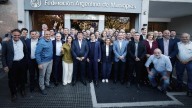 Intendentes exigen un cambio de rumbo económico y social