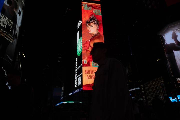Taylor Swift decodifica en la gran pantalla ‘The Life of a Showgirl’