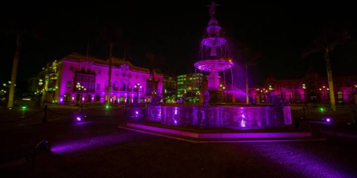 Señor de los Milagros: Se viste de morado por todo el mes de octubre en nueva tradición