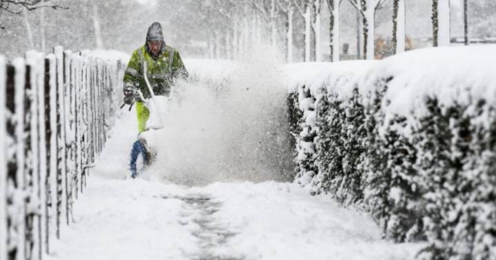 All the parts of UK set to be spared first snow of autumn as 5cm hits