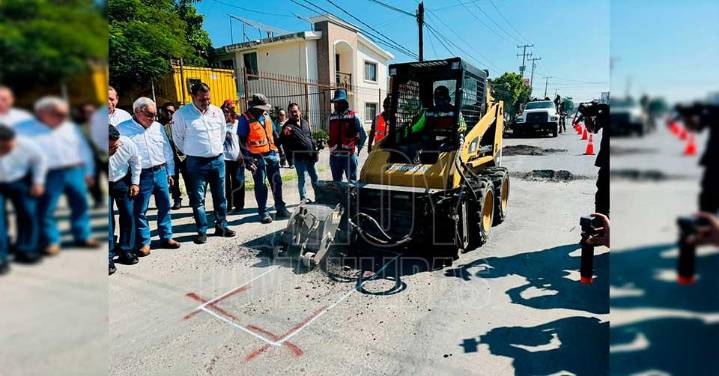 Pide Lalo Gatt?s paciencia a los ciudadanos ante intensivo programa de pavimentaci?n