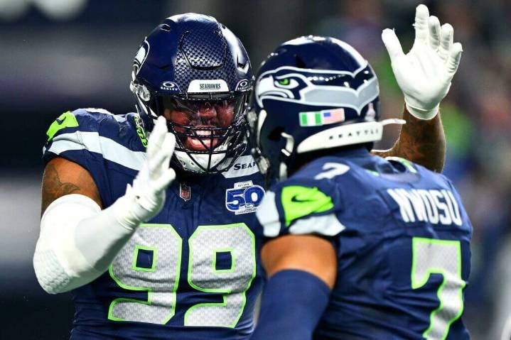 Seahawks’ defense is dominating and getting healthy