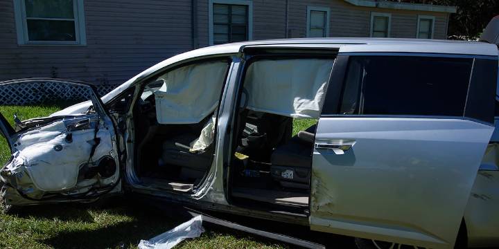 Five people in hospital after crash involving Polk County Fire Rescue Battalion Chief