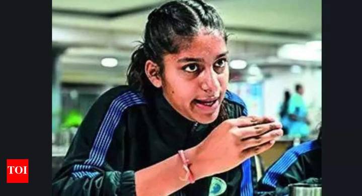 MP tribal girl aims to bend it like Beckham