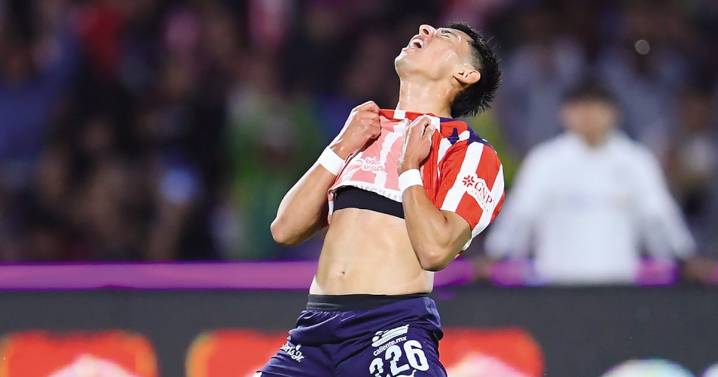 Las Chivas buscan su primer triunfo ante Diego Cocca en ocho torneos