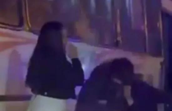 Menor "cabeceó" y lastimón a una policía porque no la dejaba entrar al boliche