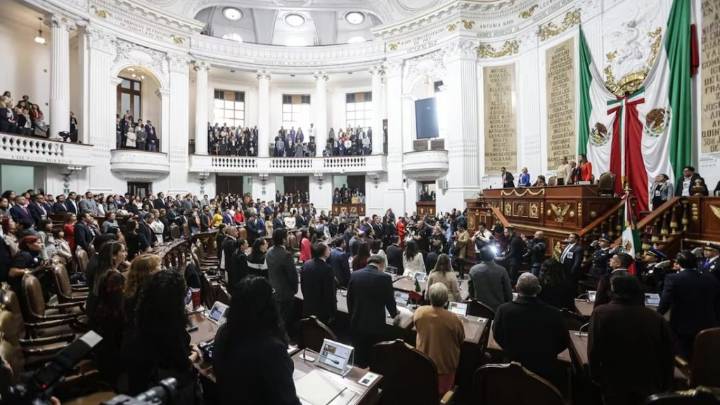 En la renta de equipo… Paga Congreso local 1.6 por copias