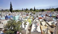 Saltillo prepara panteones para el Día de Muertos: refuerzan limpieza y controlan ingreso de músicos