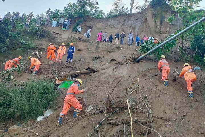 At Least 15 Dead, Including 2 Children, After Landslide Hits Bus