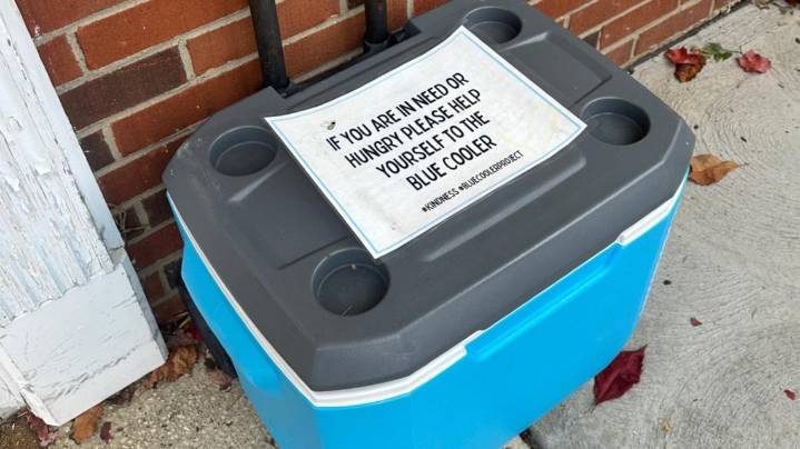 'Everyone needs help': Chagrin Falls chef sees rising demand for free meals as SNAP funding hangs in the balance