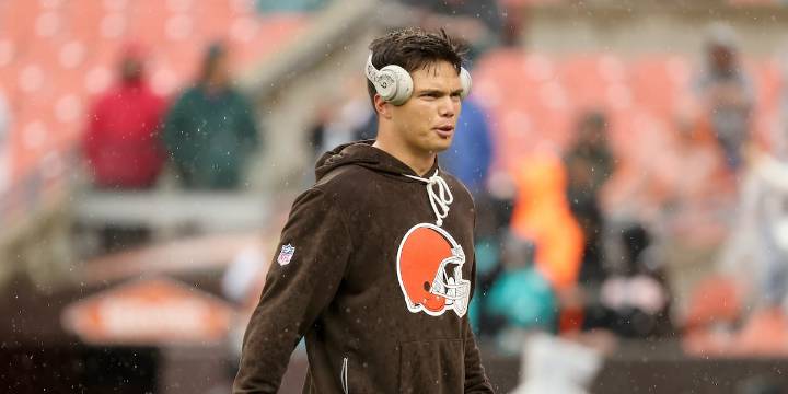 Browns back home facing the Dolphins