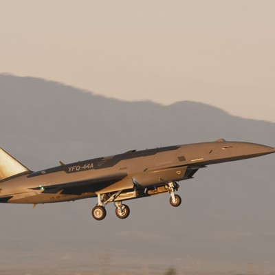 Anduril's drone wingman makes first flight, following software delays