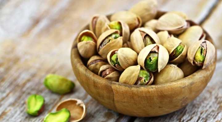 Beneficios del pistacho, el fruto seco que tiene más calcio que la leche