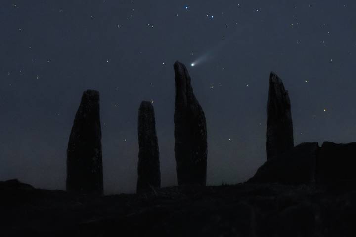 Comet Lemmon captured in all its glory over Meghalaya