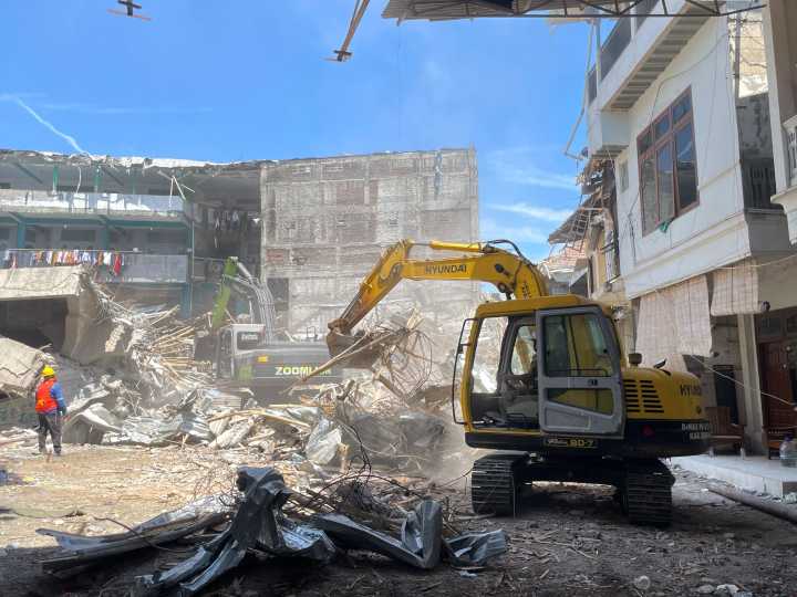 Death toll from Indonesia school collapse rises to 14 as more victims found