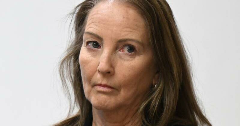 Bank admits 'mistake' over worker who lost job to AI