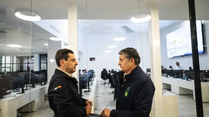 Moreno mantiene a Antonio Sanz como consejero de Salud para afrontar la crisis de los cribados